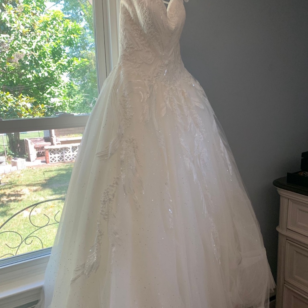 Randy fenolo wedding dress.